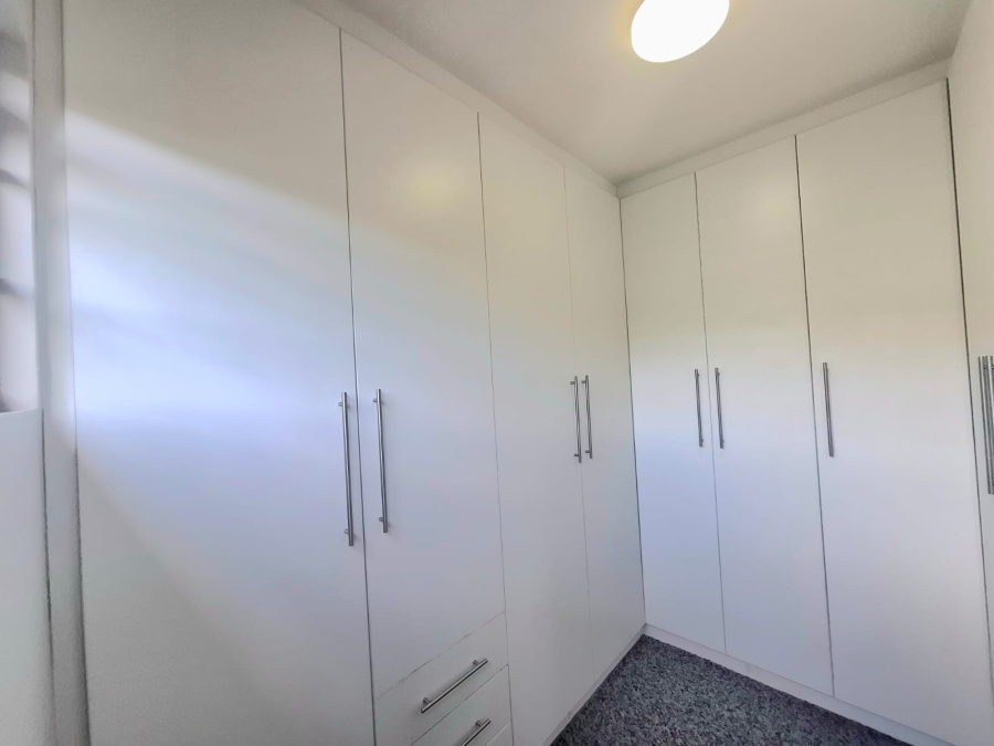 6 Bedroom Property for Sale in Dorchester Heights Eastern Cape